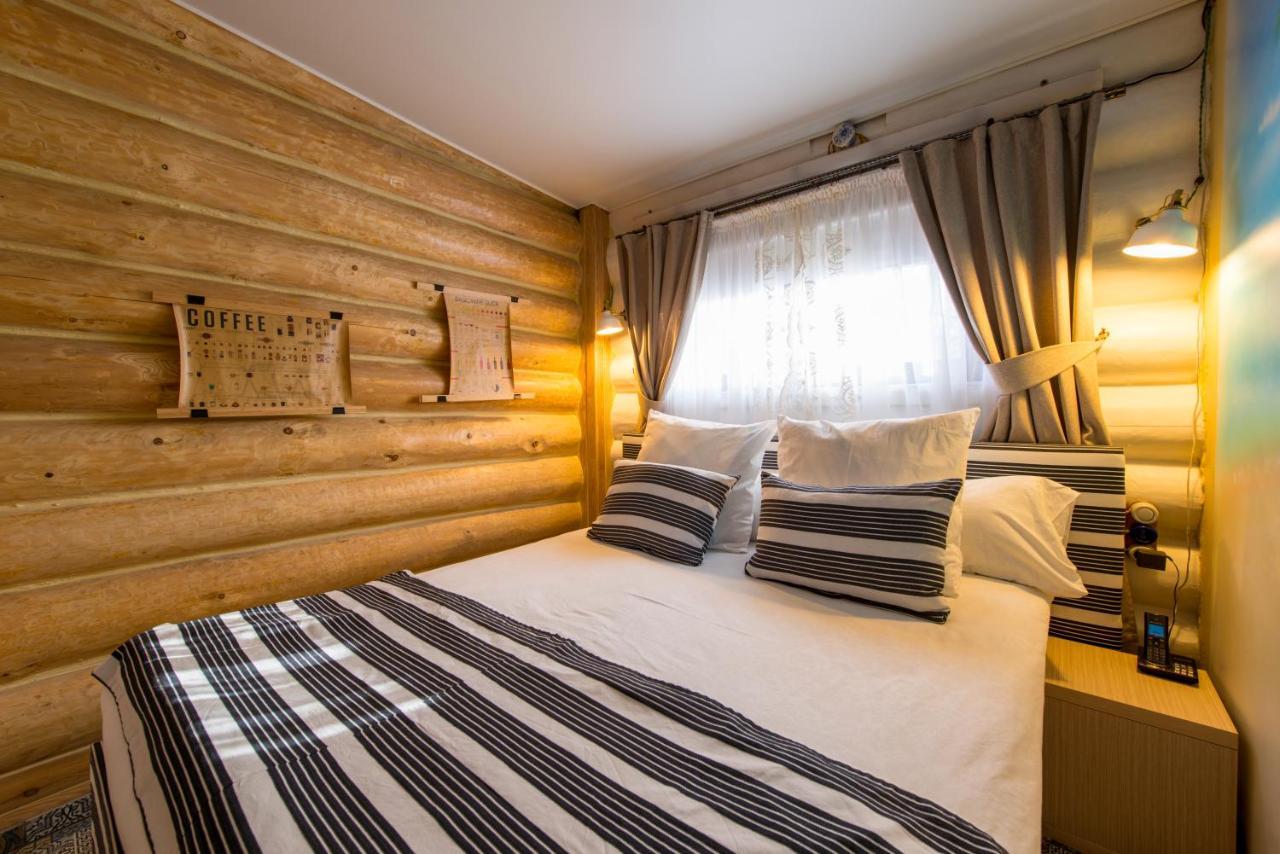 Inn Ozz Karaganda Luaran gambar