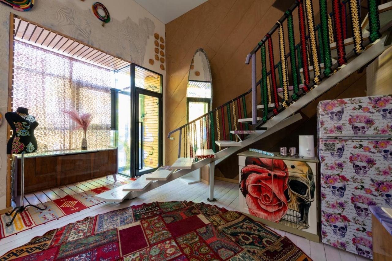 Inn Ozz Karaganda Luaran gambar